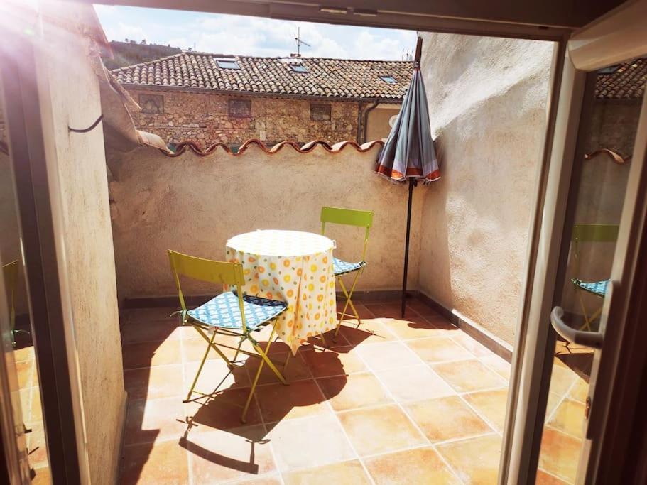 Appartement Avec Terrasse Saint-Martin-de-Brômes 외부 사진