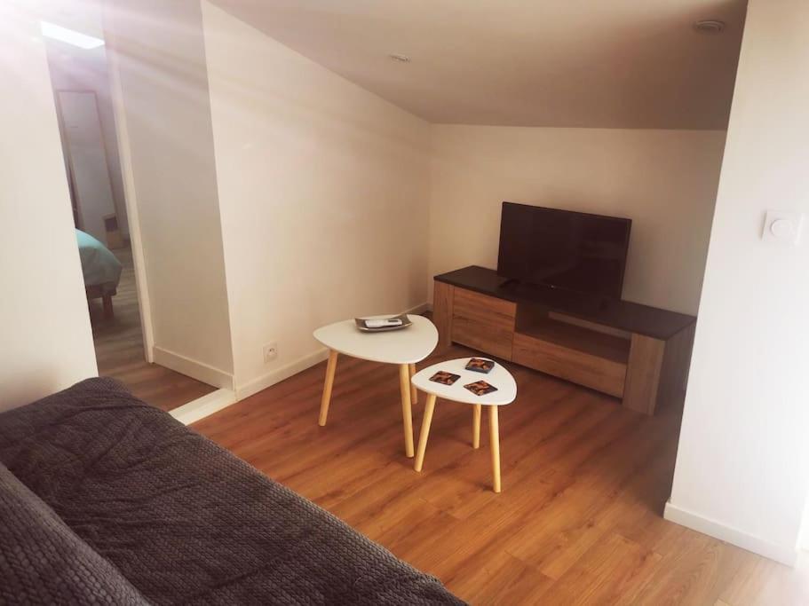 Appartement Avec Terrasse Saint-Martin-de-Brômes 외부 사진